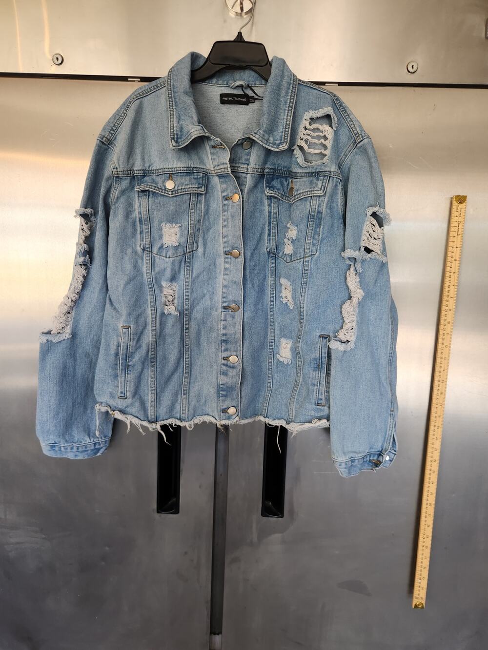 PrettyLittleThing Womens Plus Jean Jacket 2X Distressed Light Wash Raw Hem Denim
